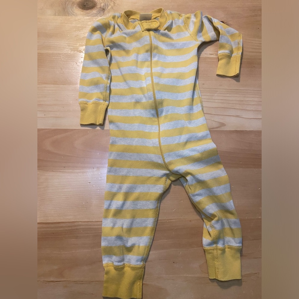 Hanna Andersson zip Jammies yellow stripe 24 months